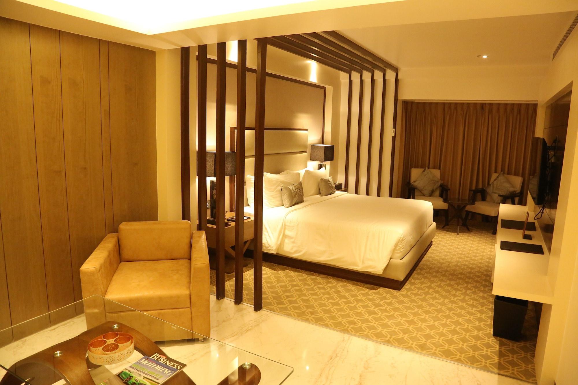 Radisson Lucknow City Center Exterior foto