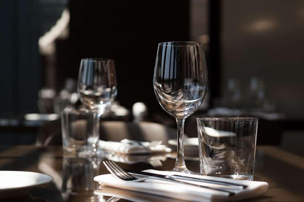 Radisson Lucknow City Center Restaurante foto